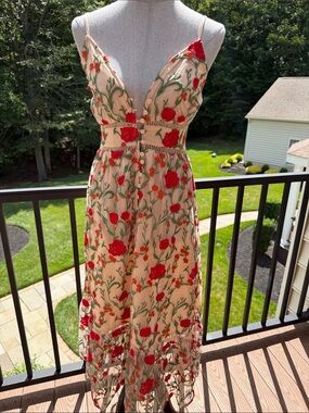 L'ATISTE Red Floral Embroidered Spaghetti Strap Maxi Dress